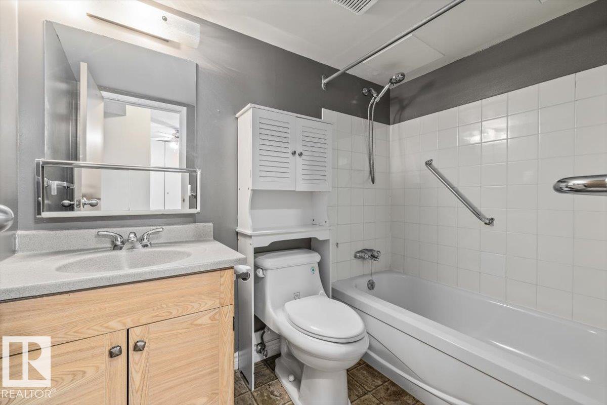 #703 9917 110 ST NW, Edmonton