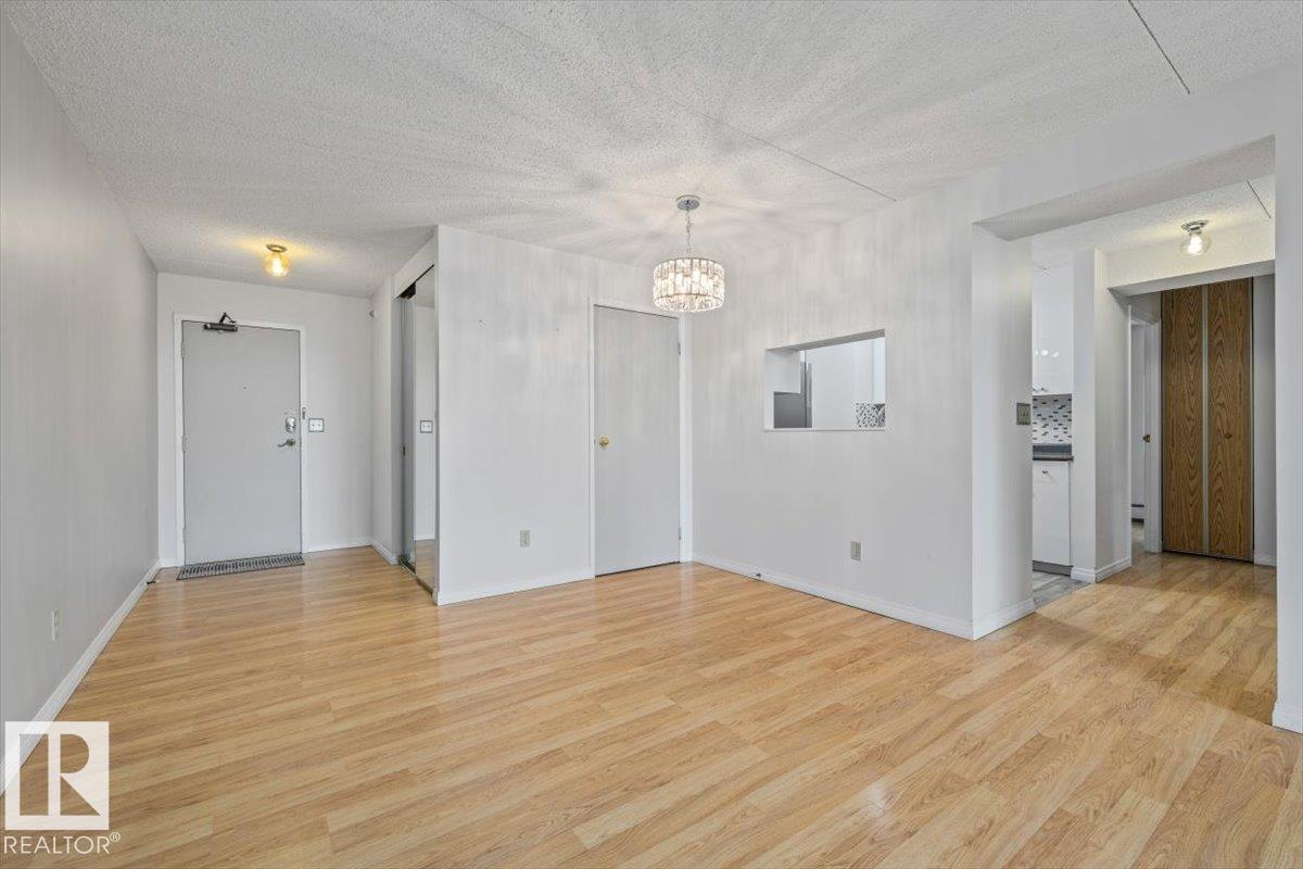 #703 9917 110 ST NW, Edmonton