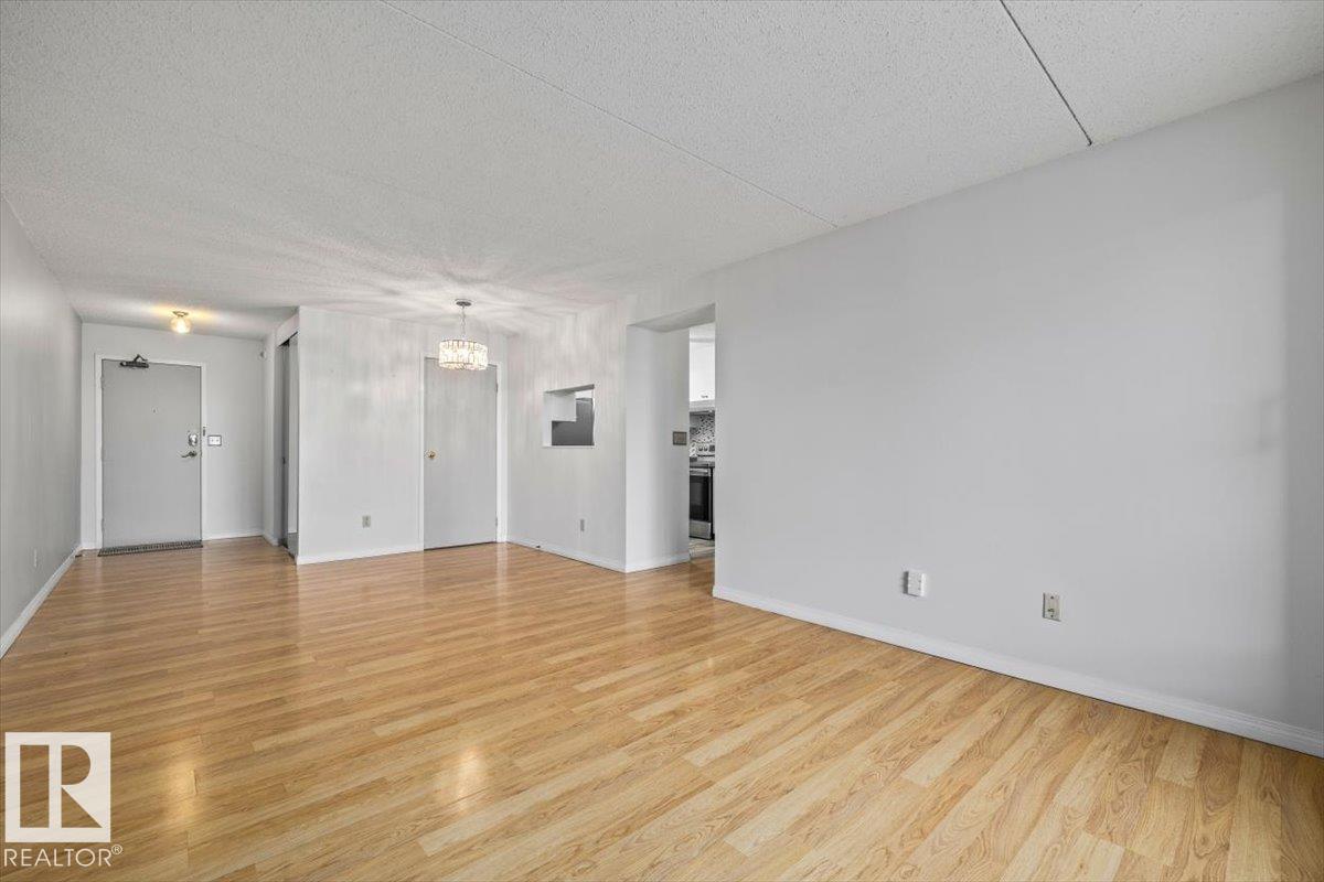 #703 9917 110 ST NW, Edmonton