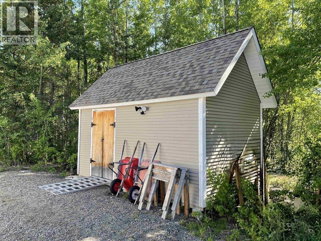 1522 ALDER AVENUE, Vanderhoof