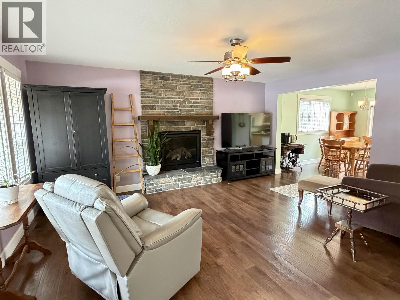 1522 ALDER AVENUE, Vanderhoof