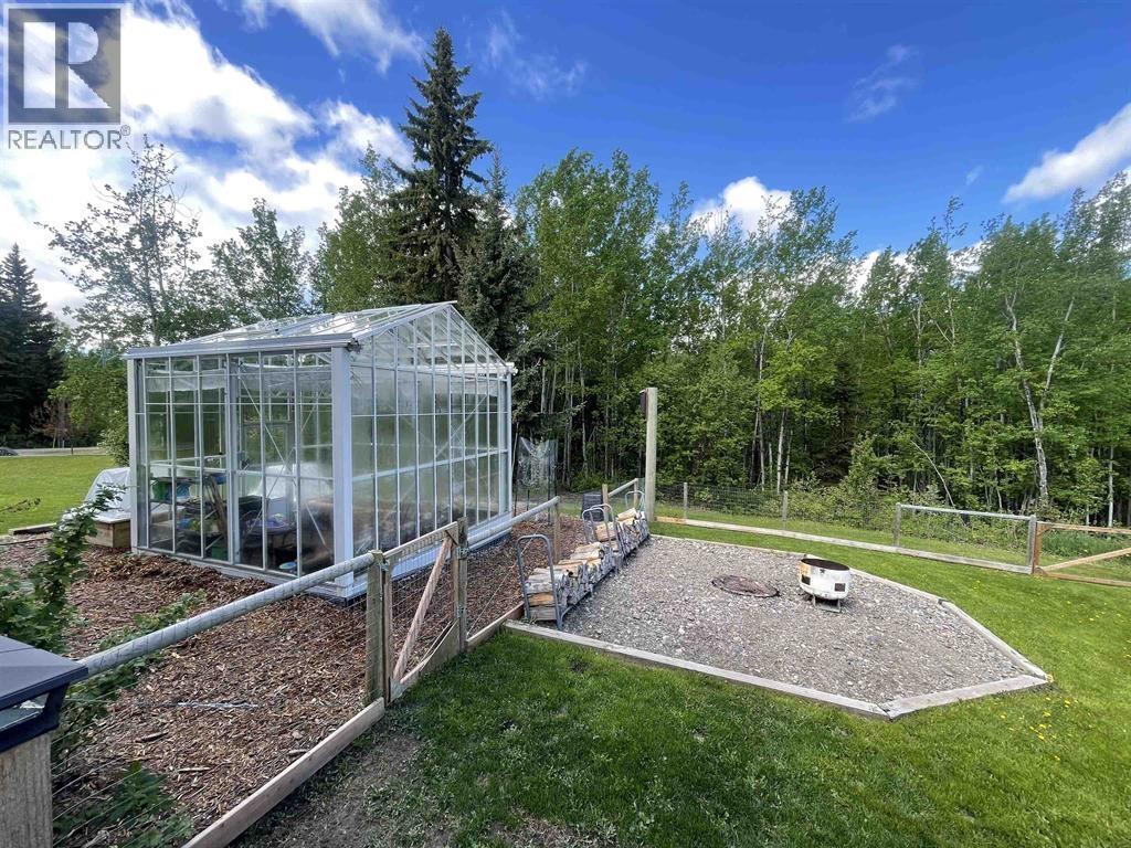 1522 ALDER AVENUE, Vanderhoof