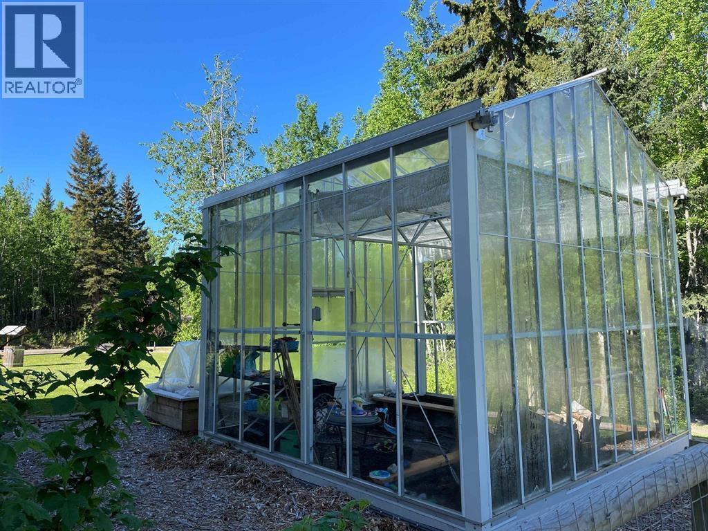 1522 ALDER AVENUE, Vanderhoof