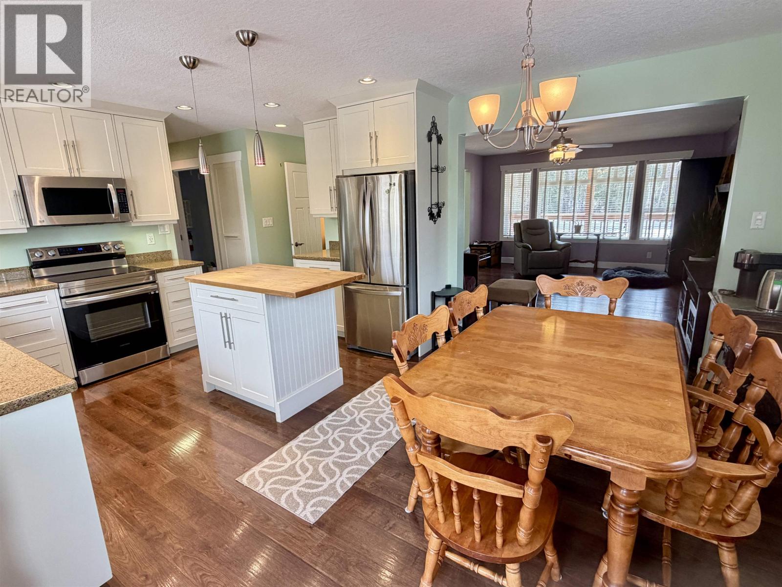 1522 ALDER AVENUE, Vanderhoof