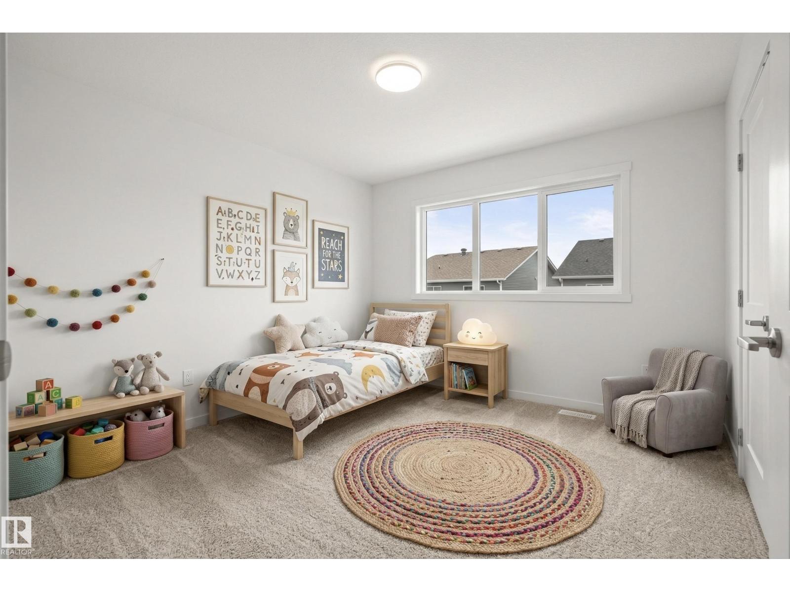 153 ROYAL ST, St. Albert