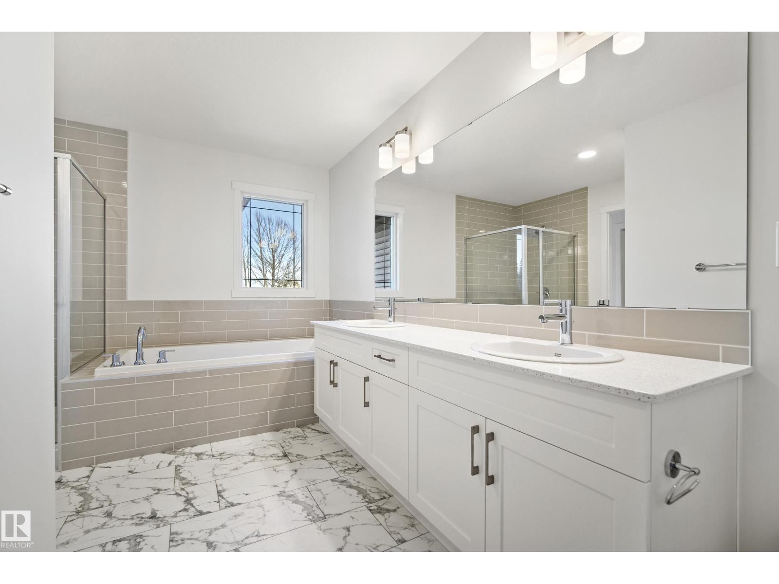 153 ROYAL ST, St. Albert