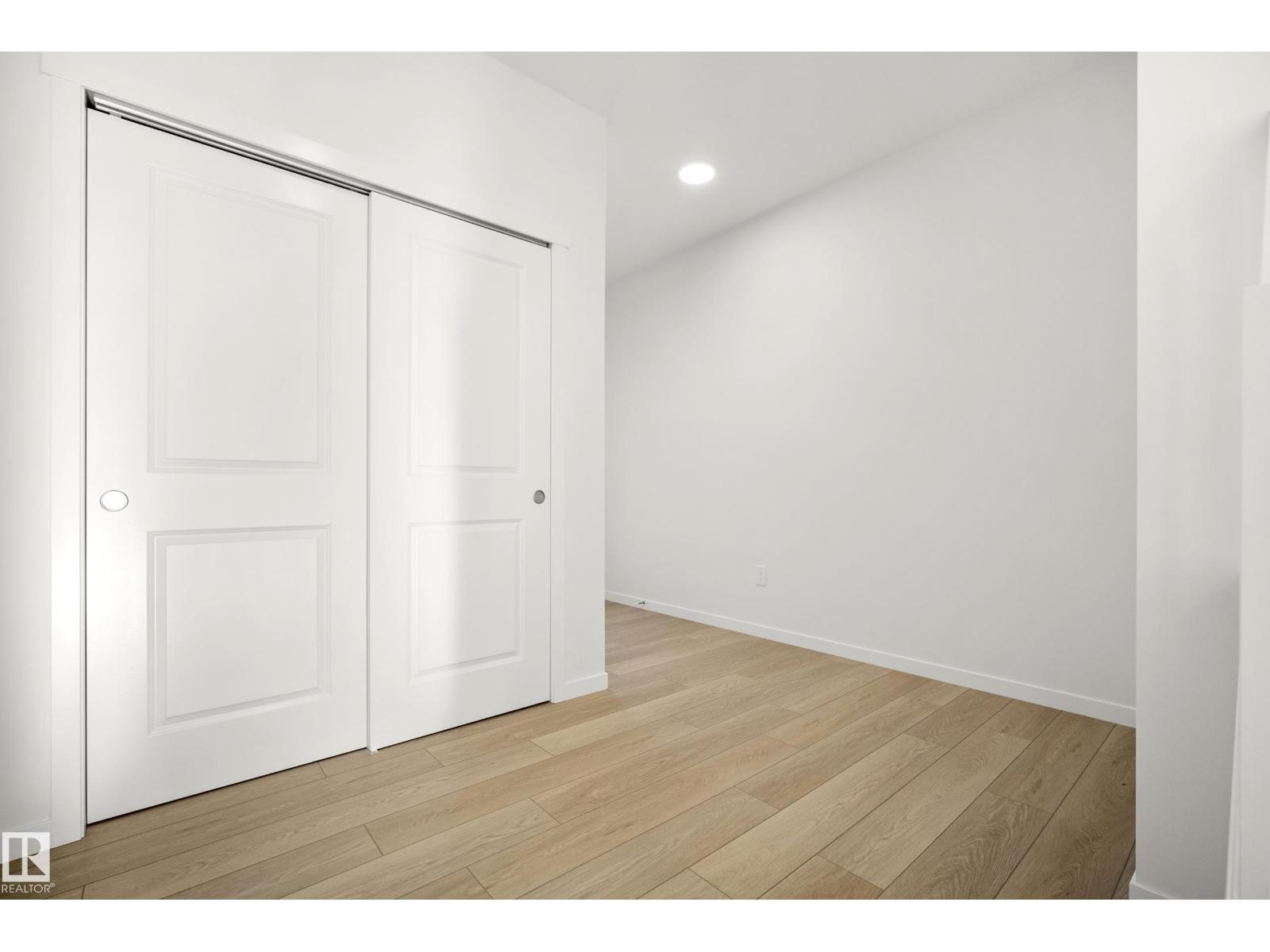 153 ROYAL ST, St. Albert