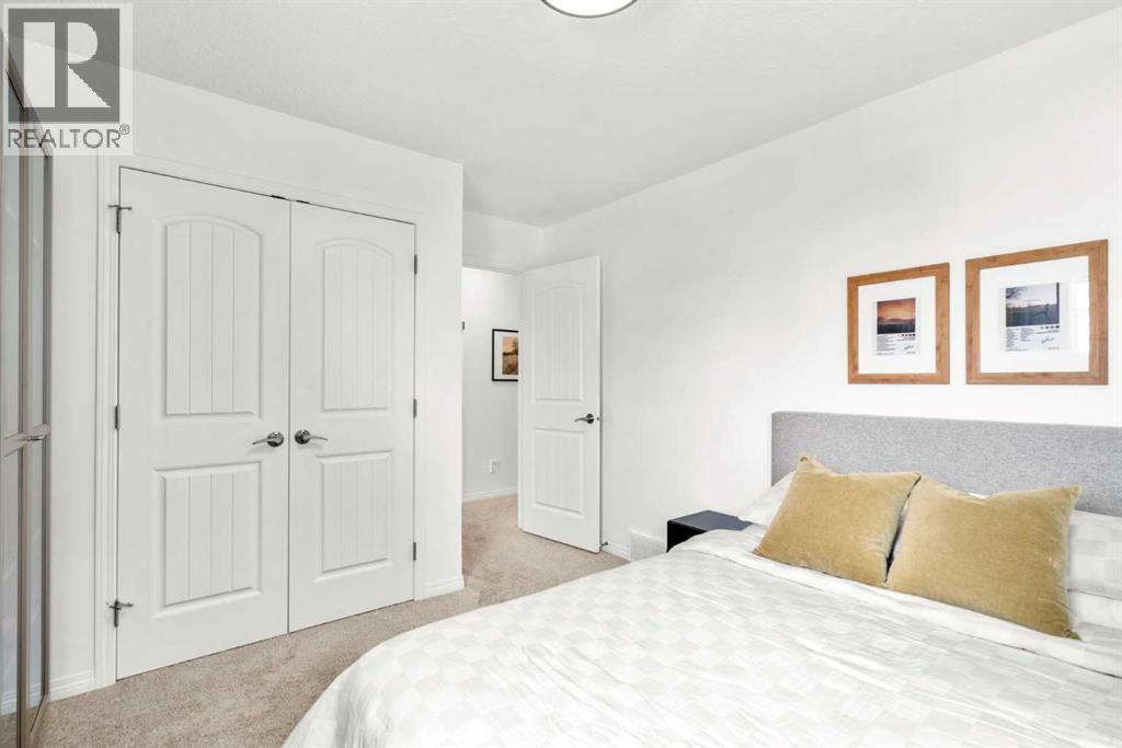 57 Riviera Crescent, Cochrane