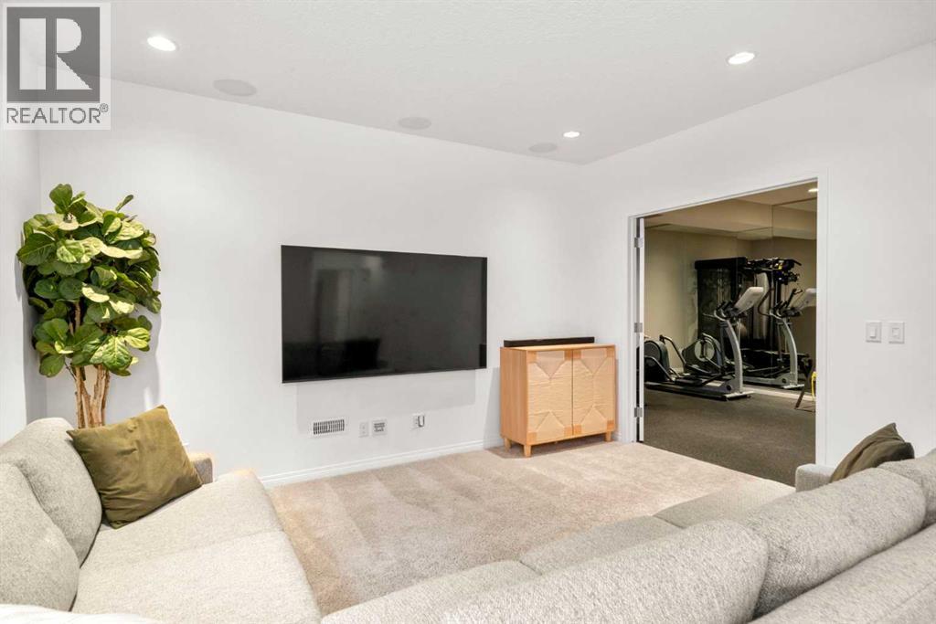 57 Riviera Crescent, Cochrane