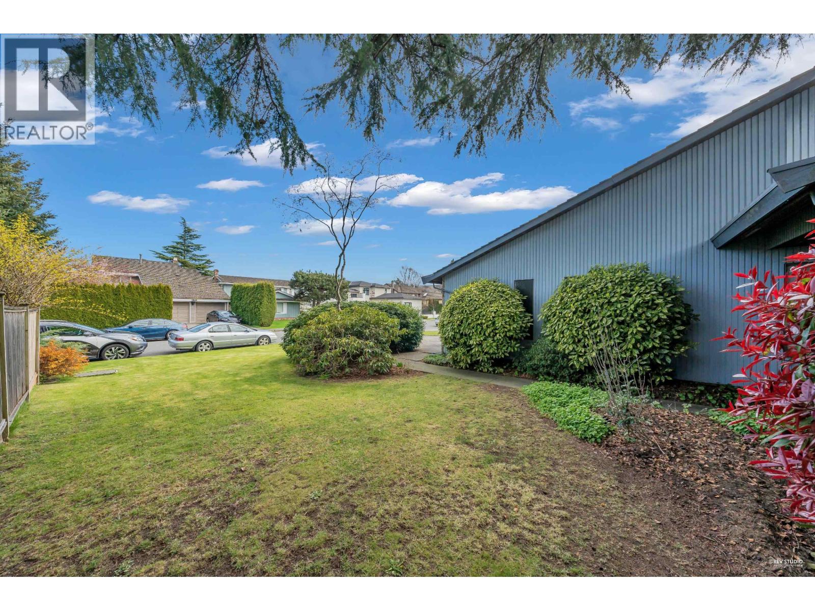 7651 WILLOWFIELD DRIVE, Richmond