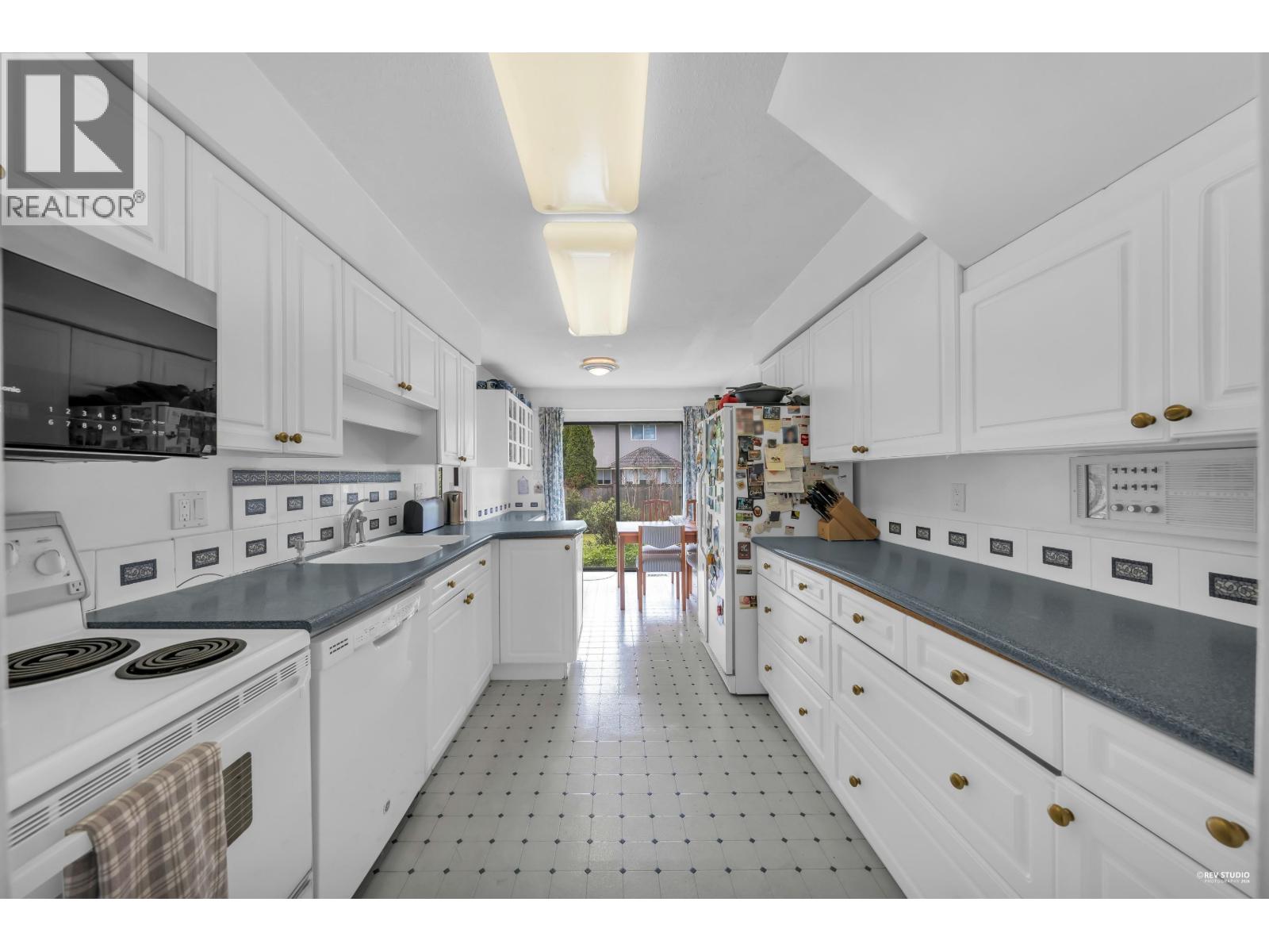 7651 WILLOWFIELD DRIVE, Richmond