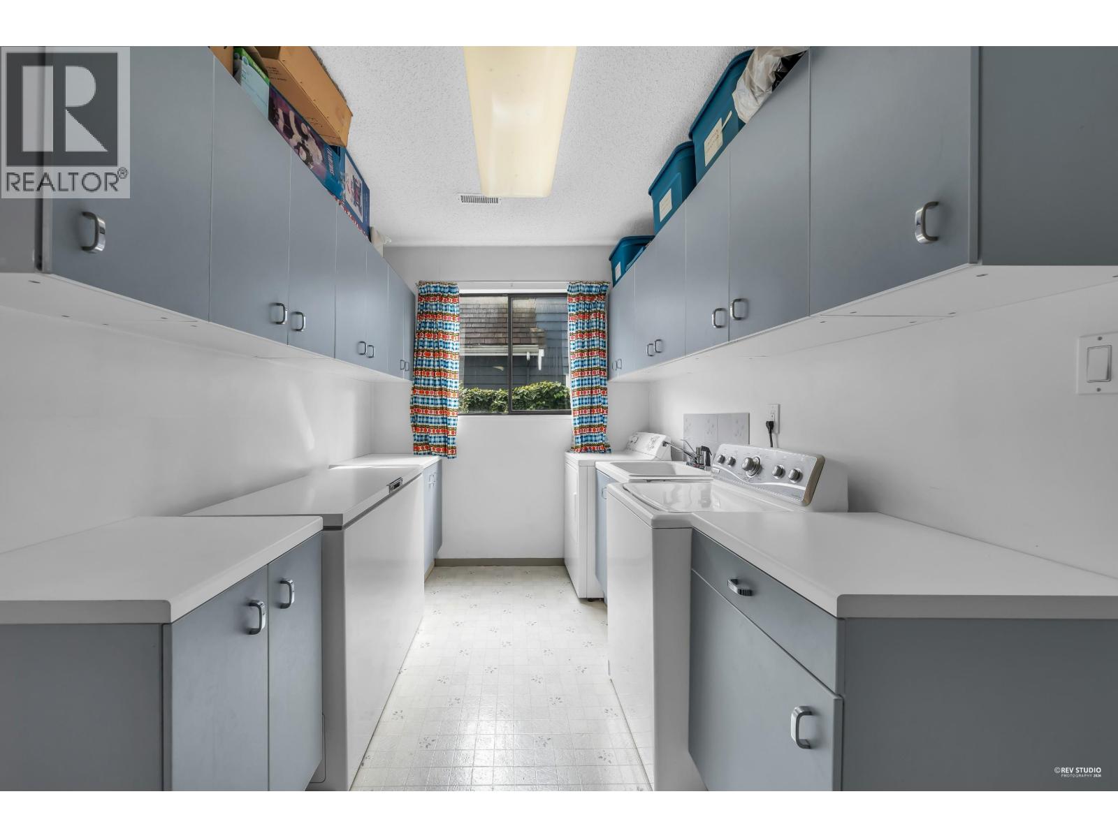 7651 WILLOWFIELD DRIVE, Richmond