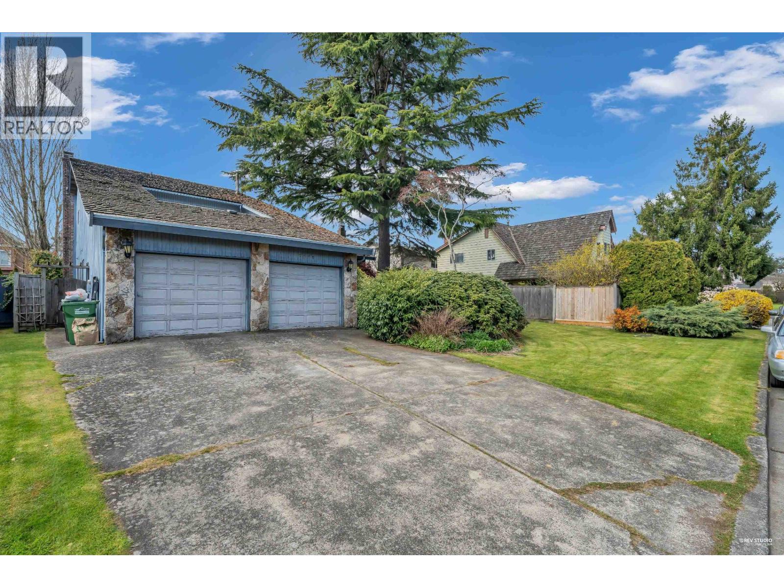 7651 WILLOWFIELD DRIVE, Richmond