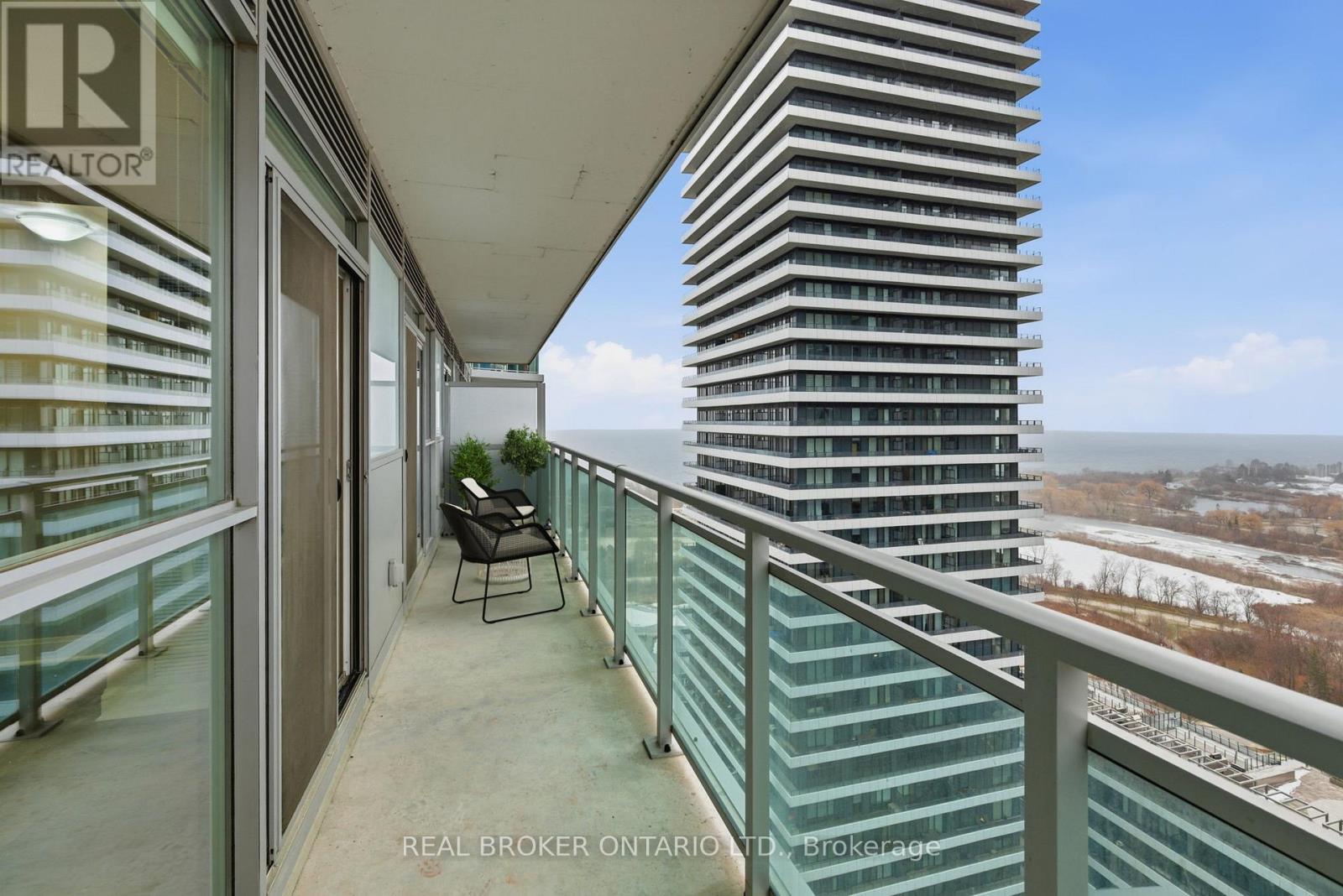 #1801 33 SHORE BREEZE DRIVE - 20