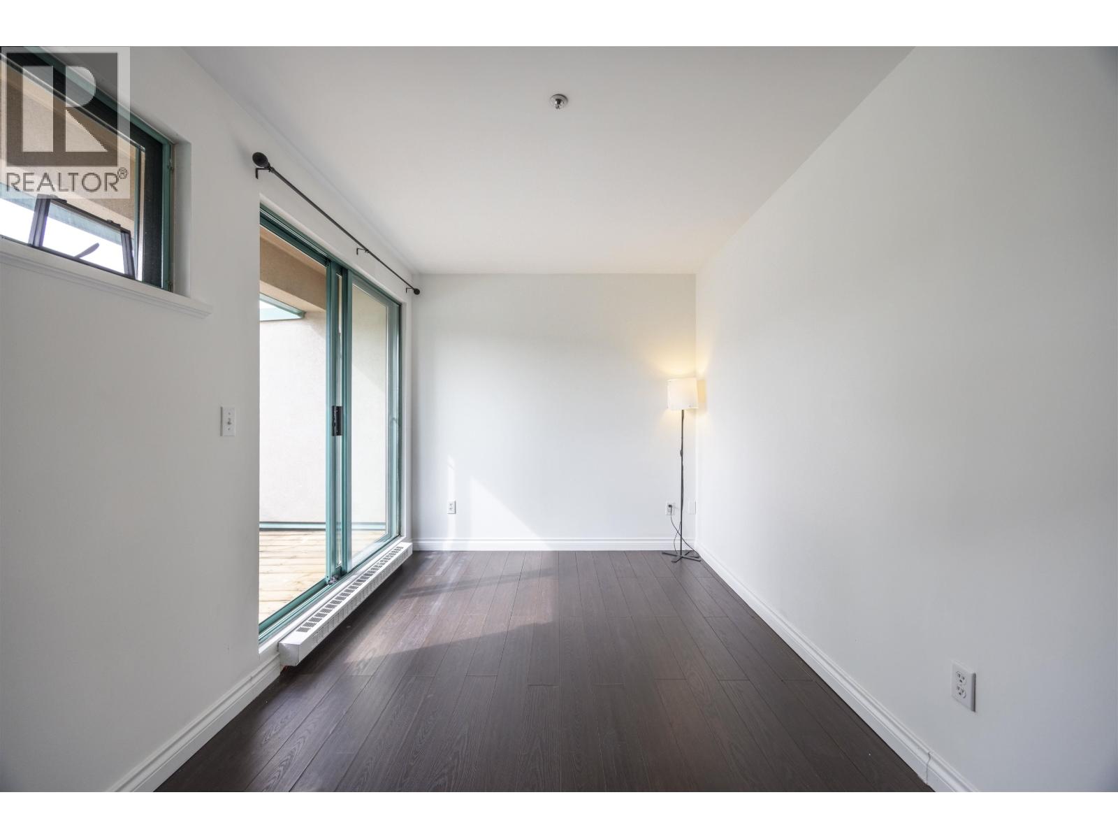 10 3200 WESTWOOD STREET