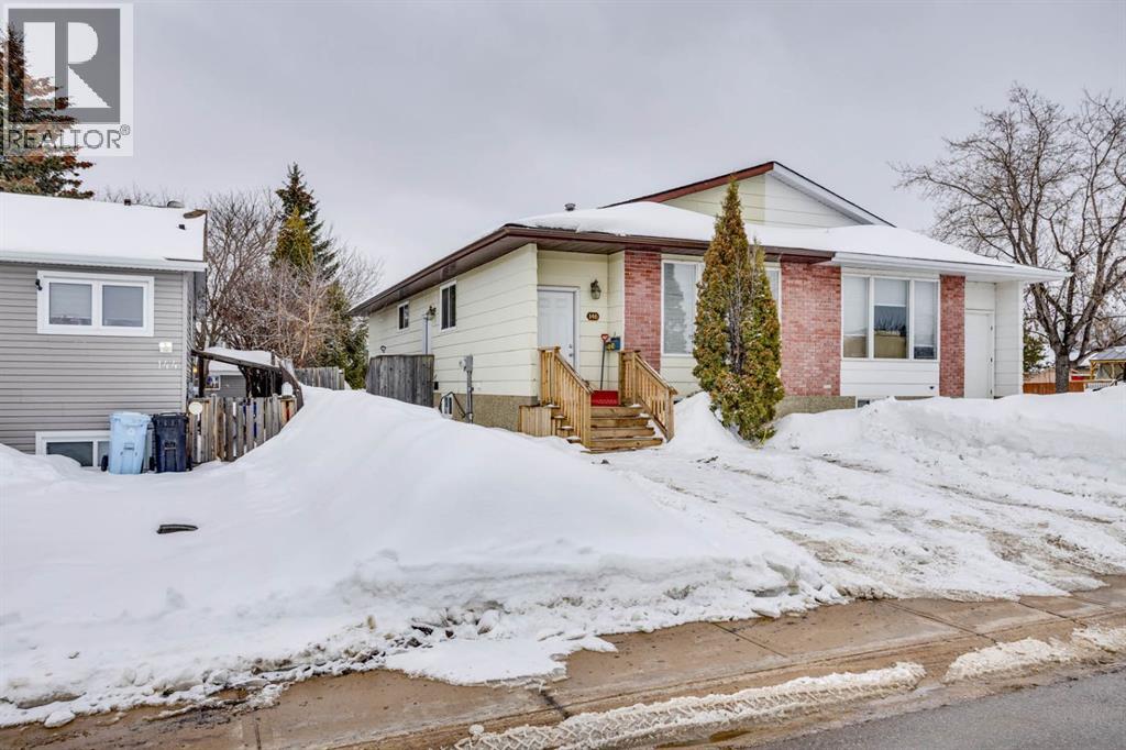 146 Elmore Drive, Fort McMurray