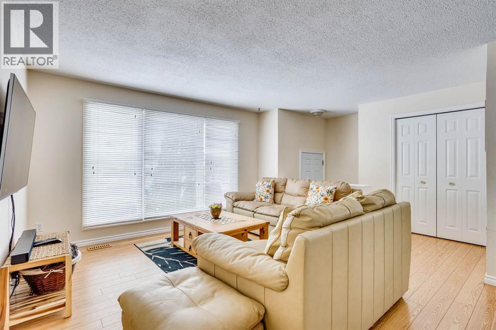 146 Elmore Drive, Fort McMurray