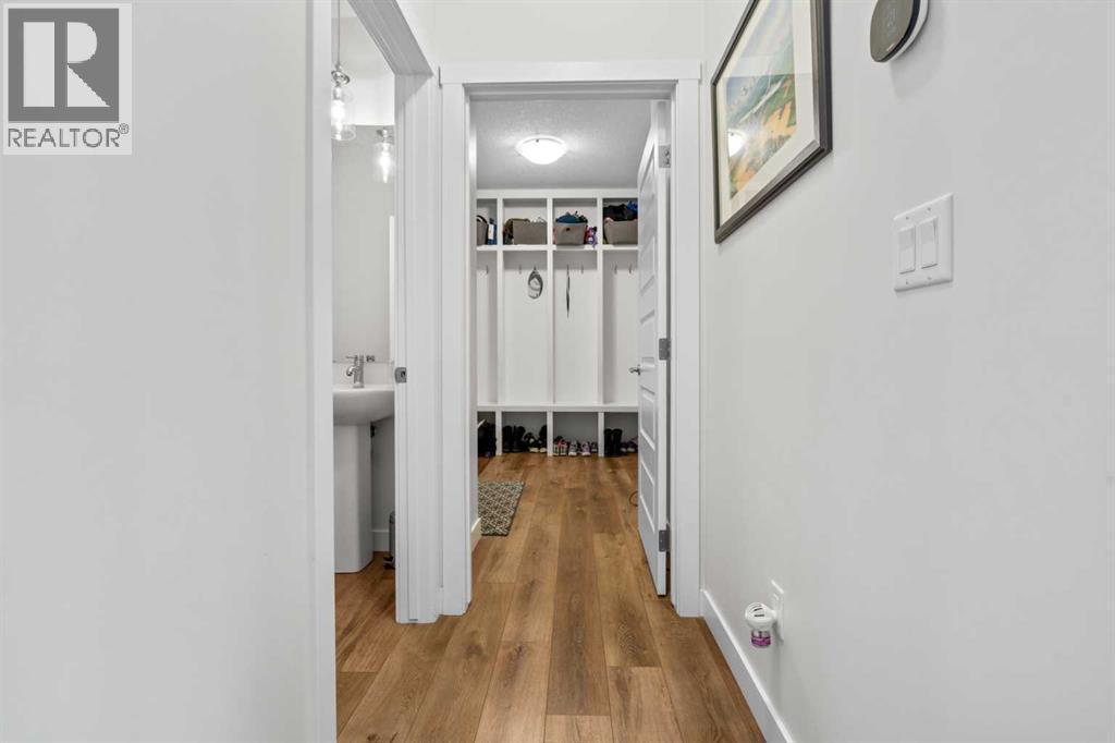 
          1331 Bayside Drive Southwest
            <br/>
            <span>Airdrie</span>
            , 
            <span>AB</span>
             <span>T4B3W8</span>
         - Photo 44