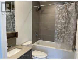 1001 - 898 Portage Parkway, Vaughan, ON L4K0J6 Photo 9