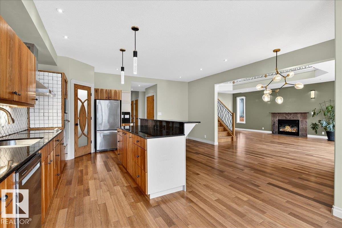 1004 DOWNEY WY NW, Edmonton