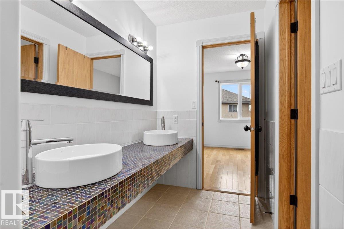 1004 DOWNEY WY NW, Edmonton