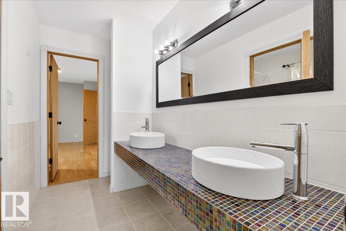 1004 DOWNEY WY NW, Edmonton