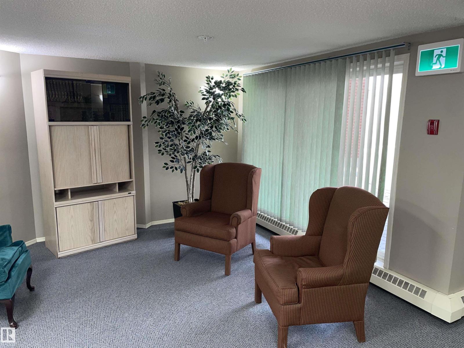 #305 11716 100 AV NW, Edmonton