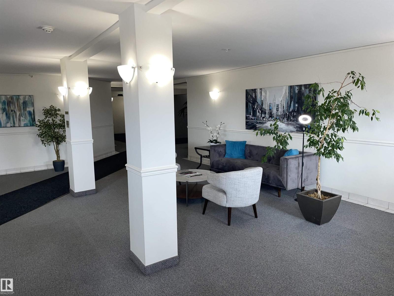 #305 11716 100 AV NW, Edmonton