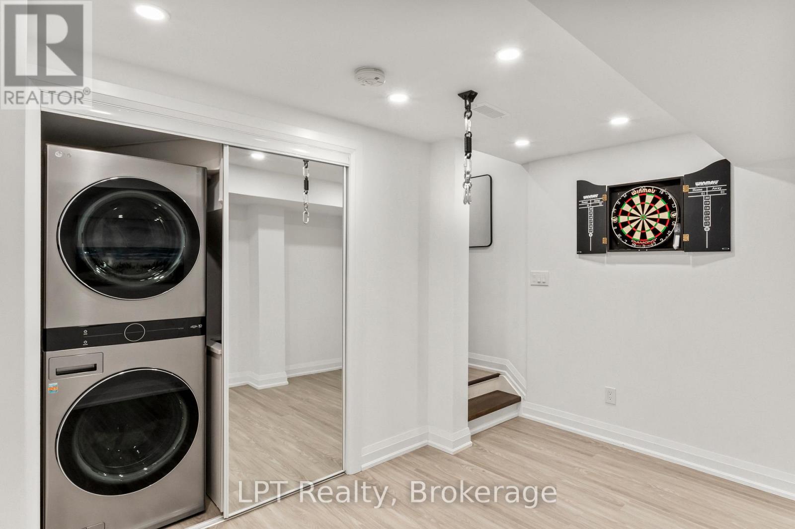 52 NORLAND CIRCLE - 30