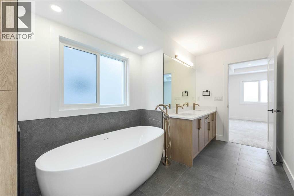 495 Rivercrest View, Cochrane