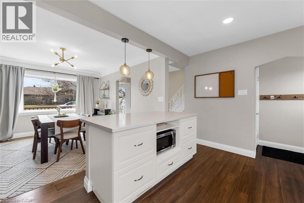 74 GLENVIEW Drive - 16