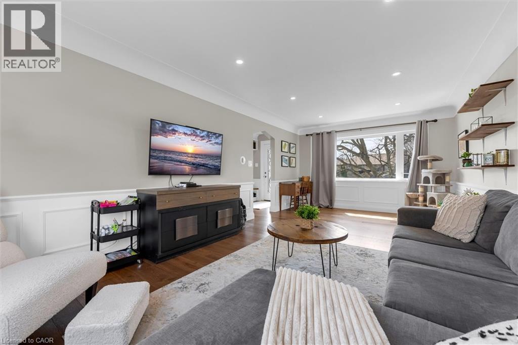 74 GLENVIEW Drive - 6