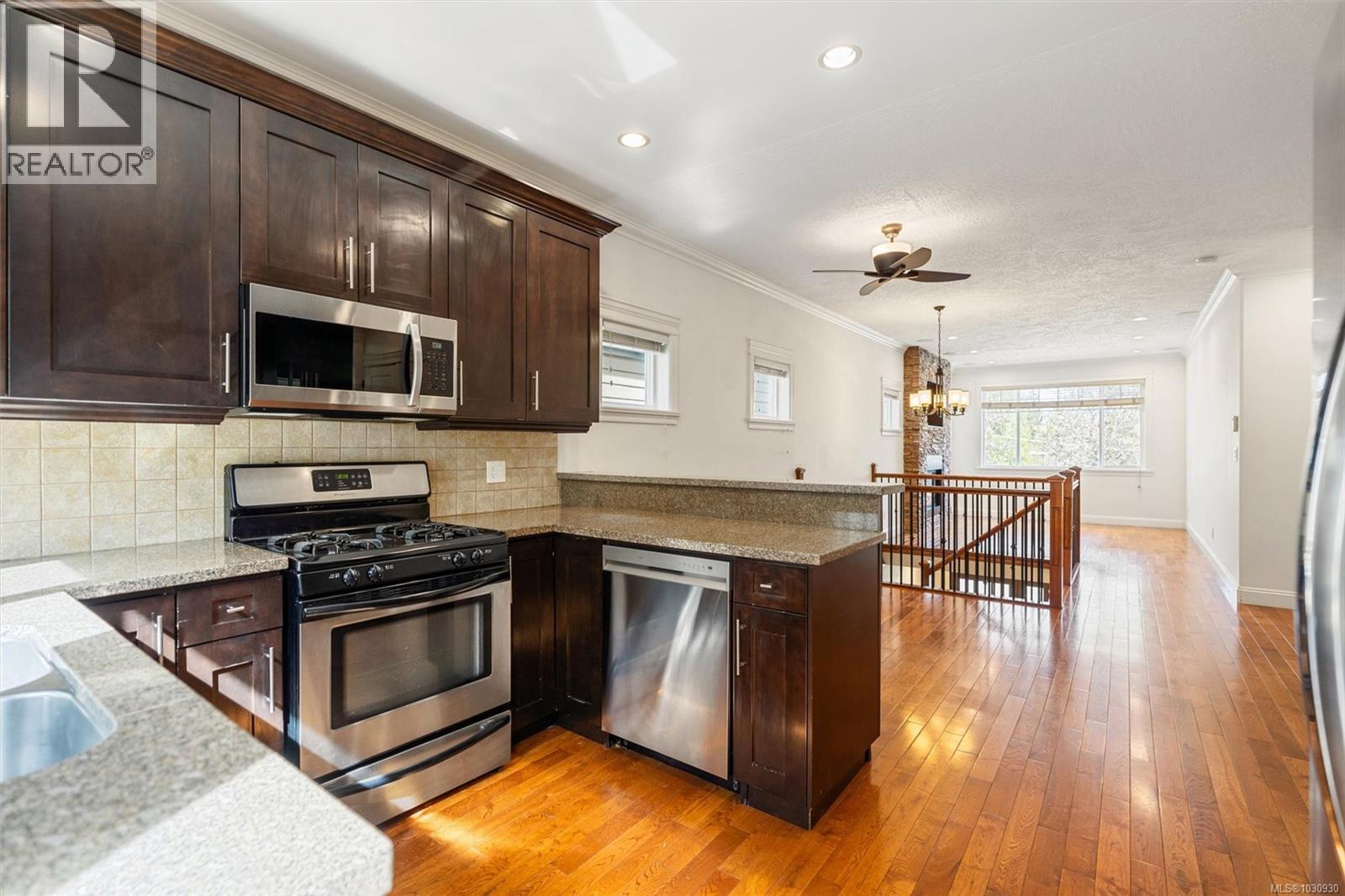 2071 Longspur Dr, Langford