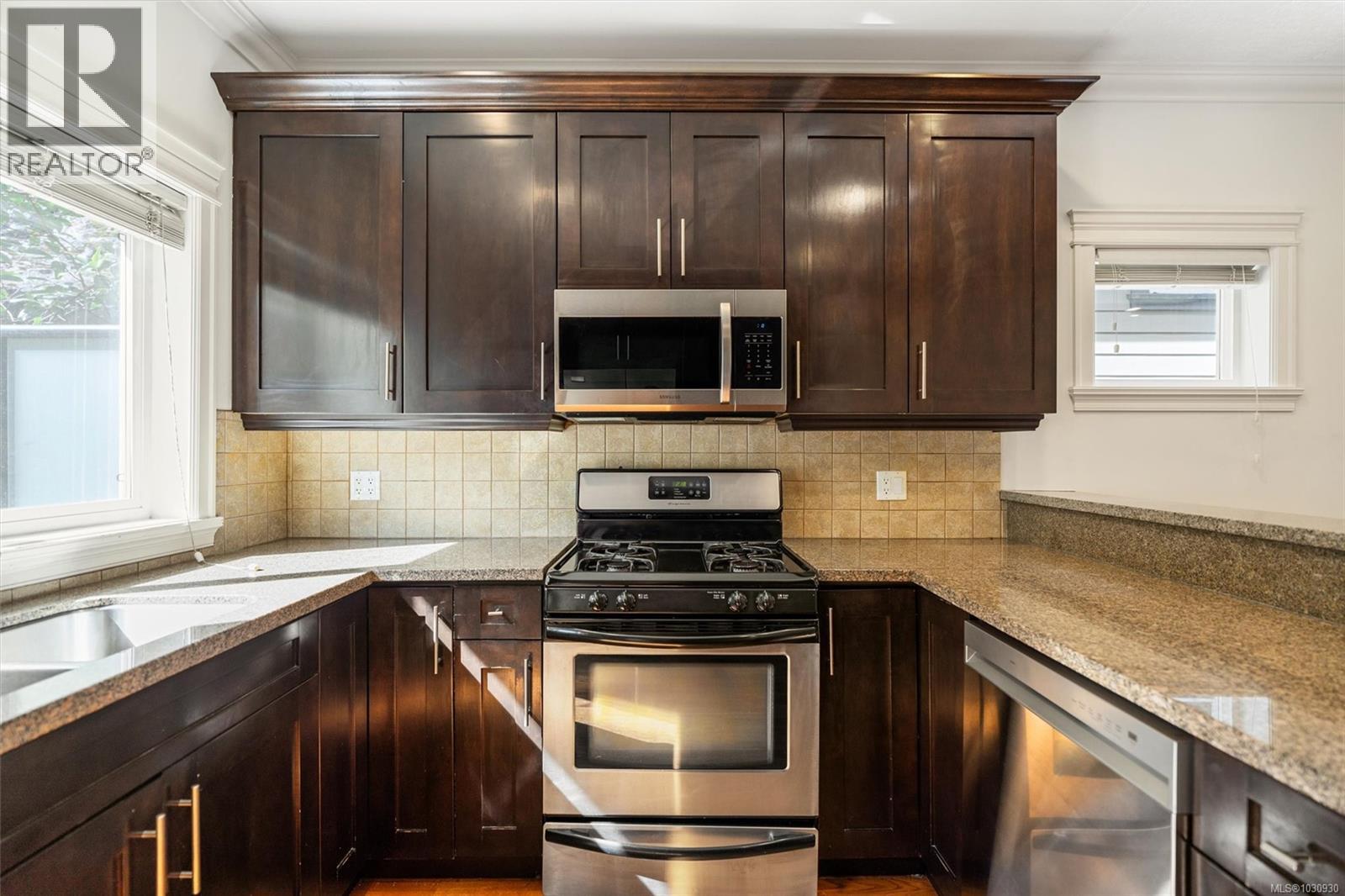 2071 Longspur Dr, Langford