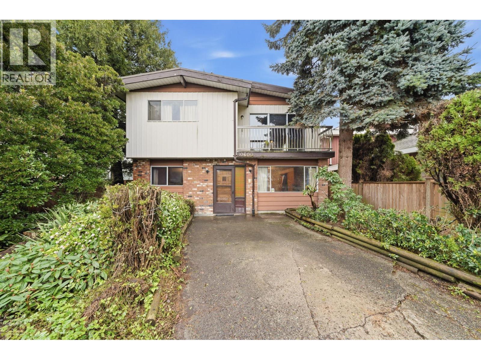 10600 SEAMOUNT ROAD, Richmond