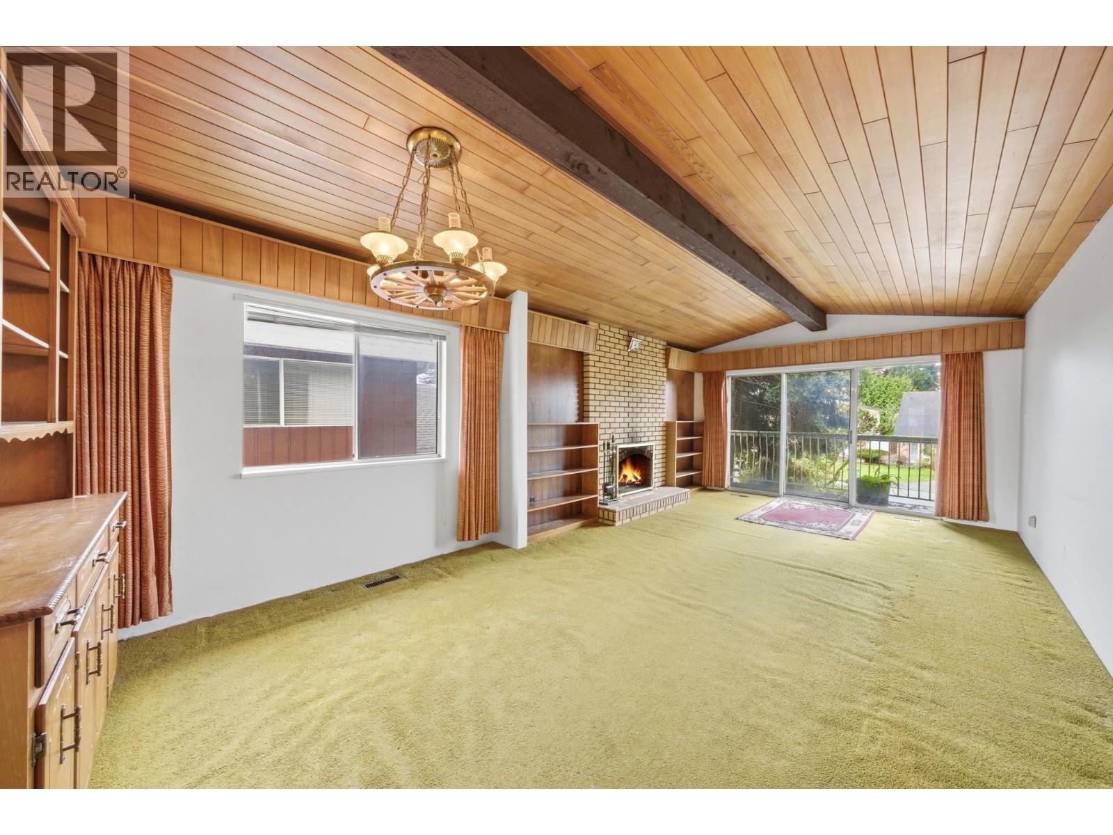 10600 SEAMOUNT ROAD, Richmond