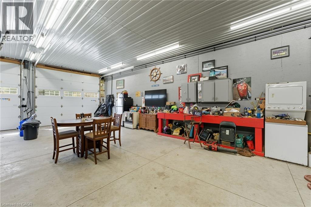 146 LYNDEN Road - Image 29