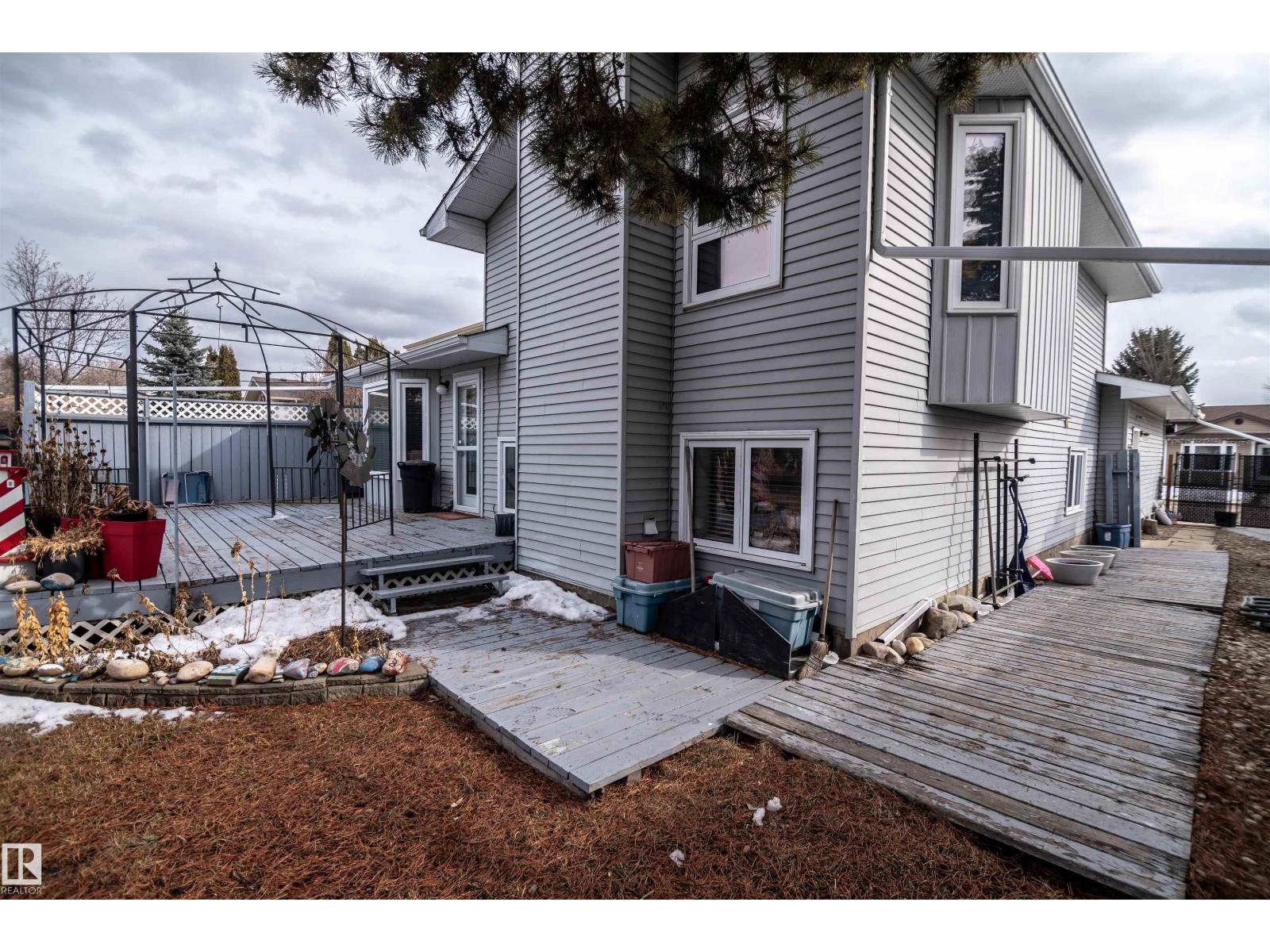 18 MATHIAS AV, Spruce Grove