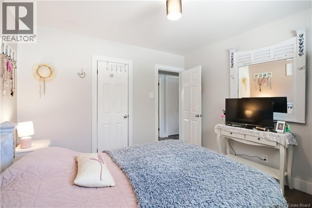 4 Boyd Avenue - 16