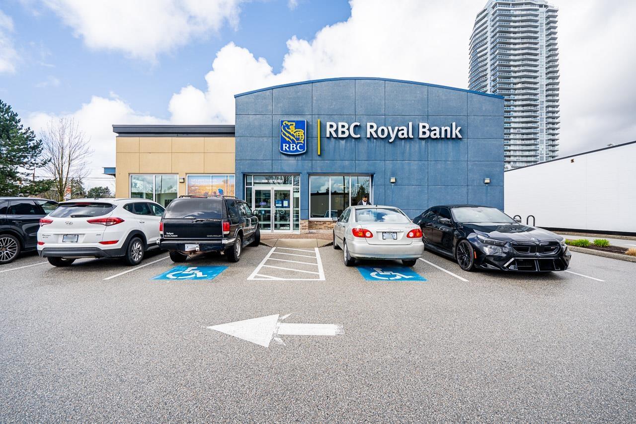 303 12110 80 AVENUE, Surrey