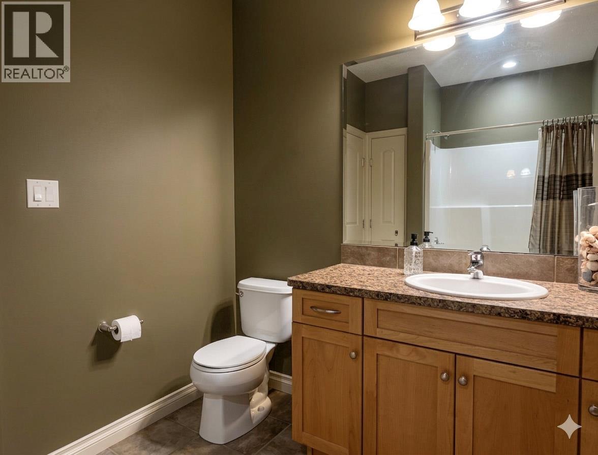 #406 3311 Wilson Street - 17