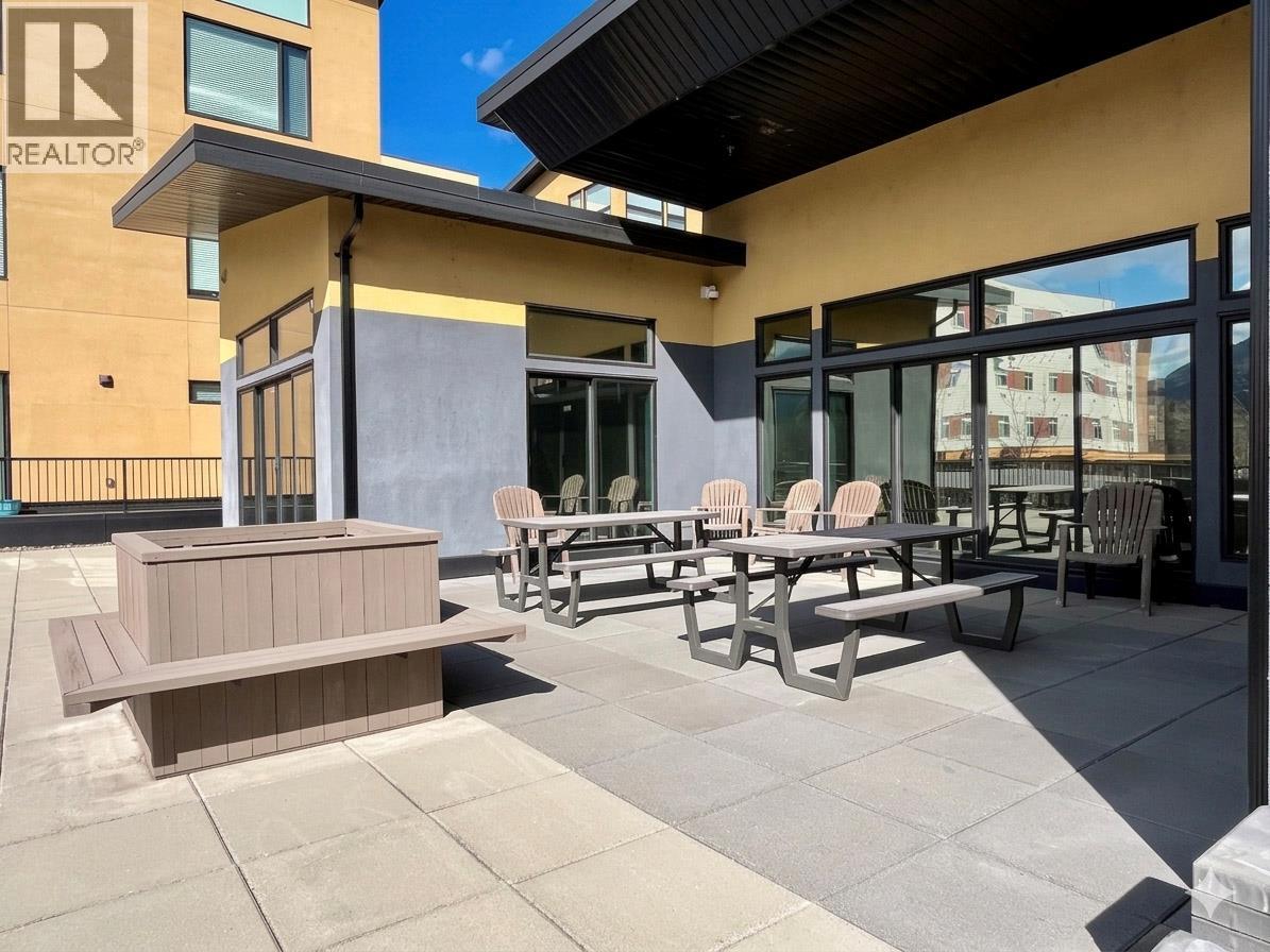 #406 3311 WILSON STREET - 30