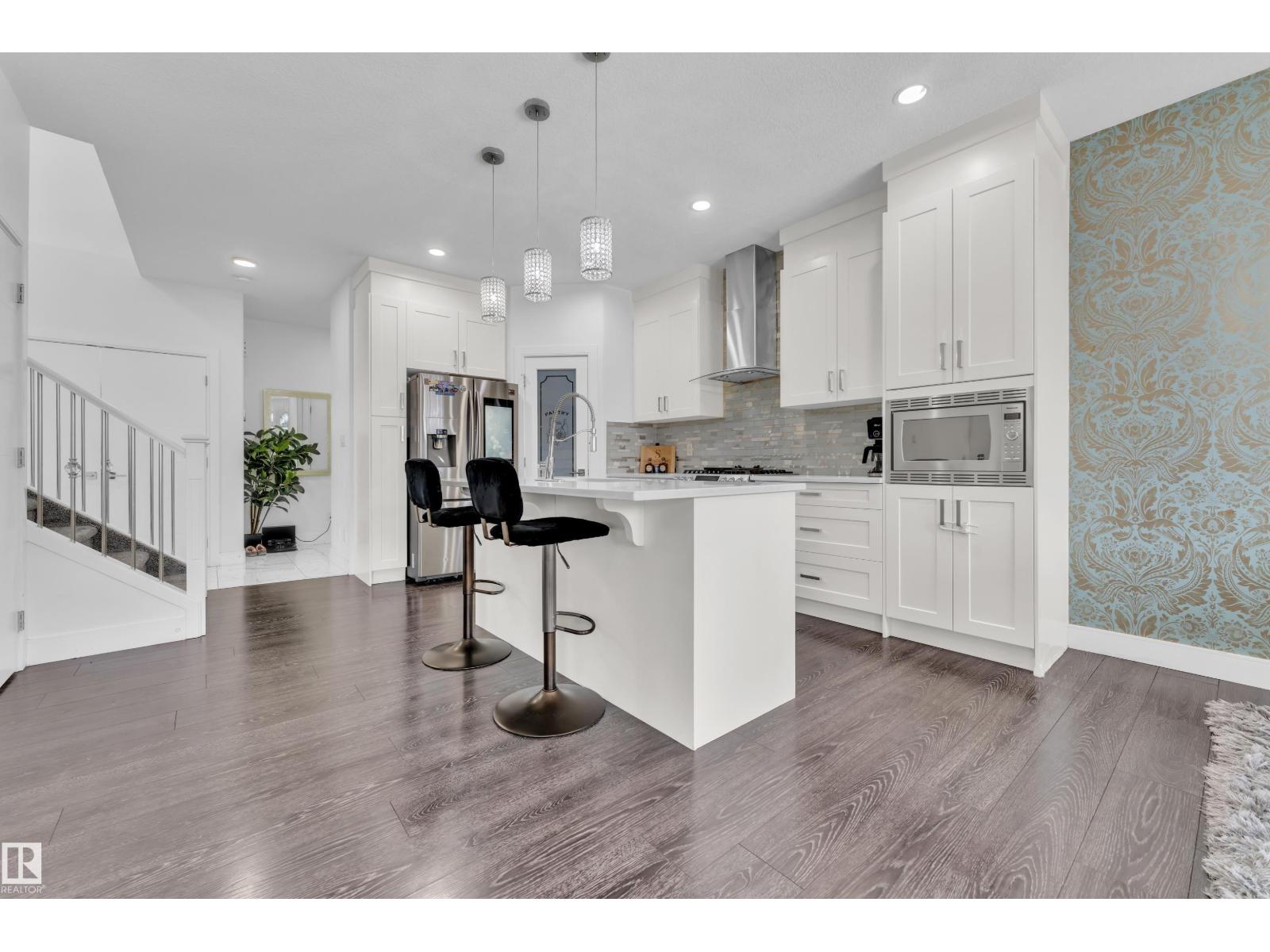 2630 16a ave nw NW, Edmonton