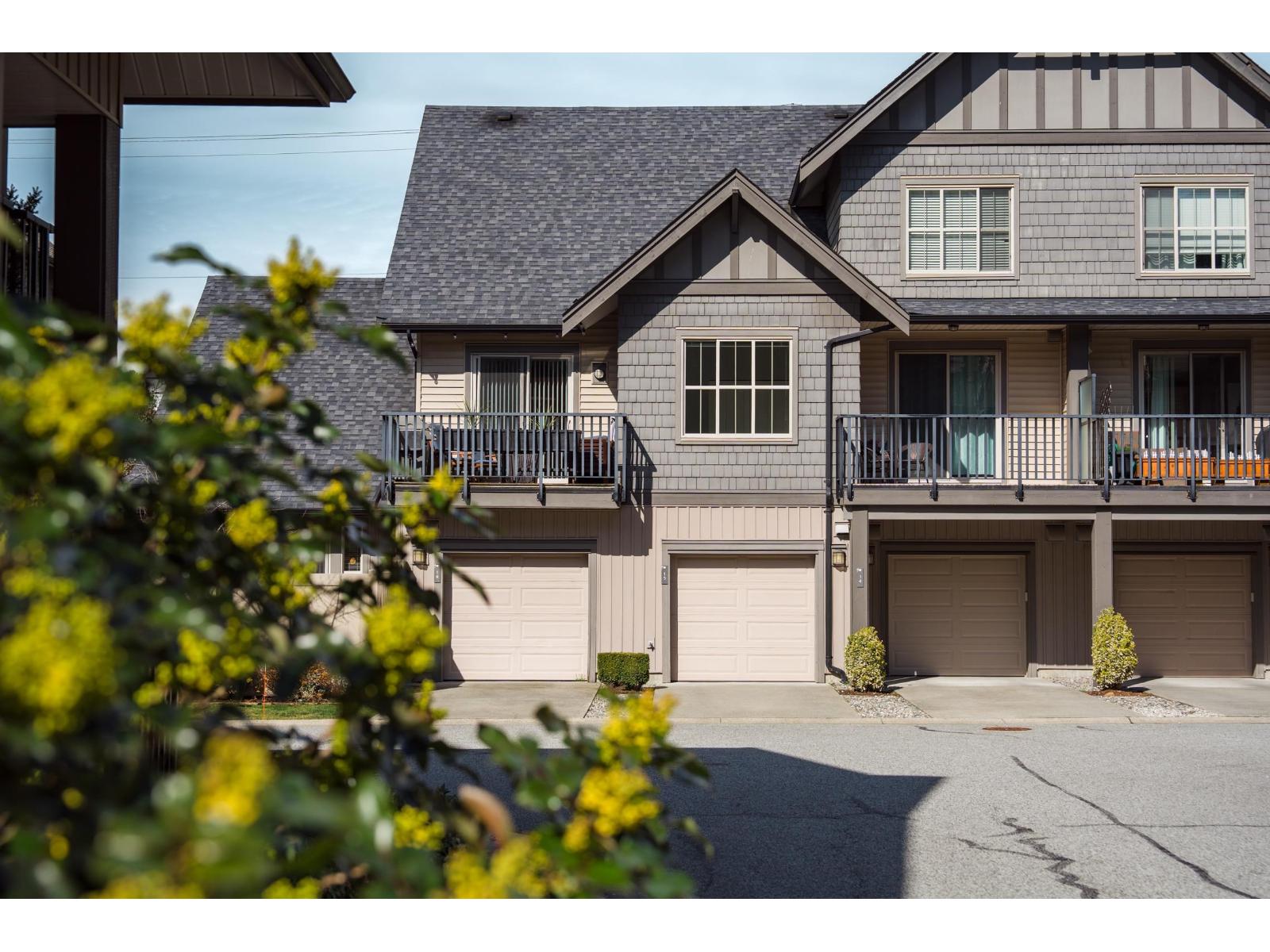 15 9525 204 STREET, Langley