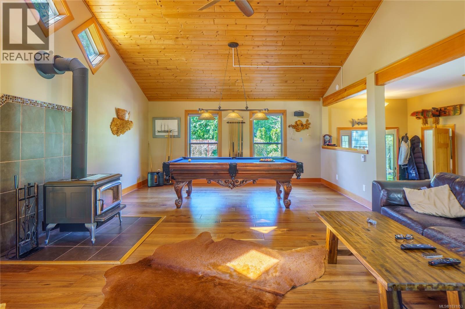 1108 Abraham Dr, Tofino