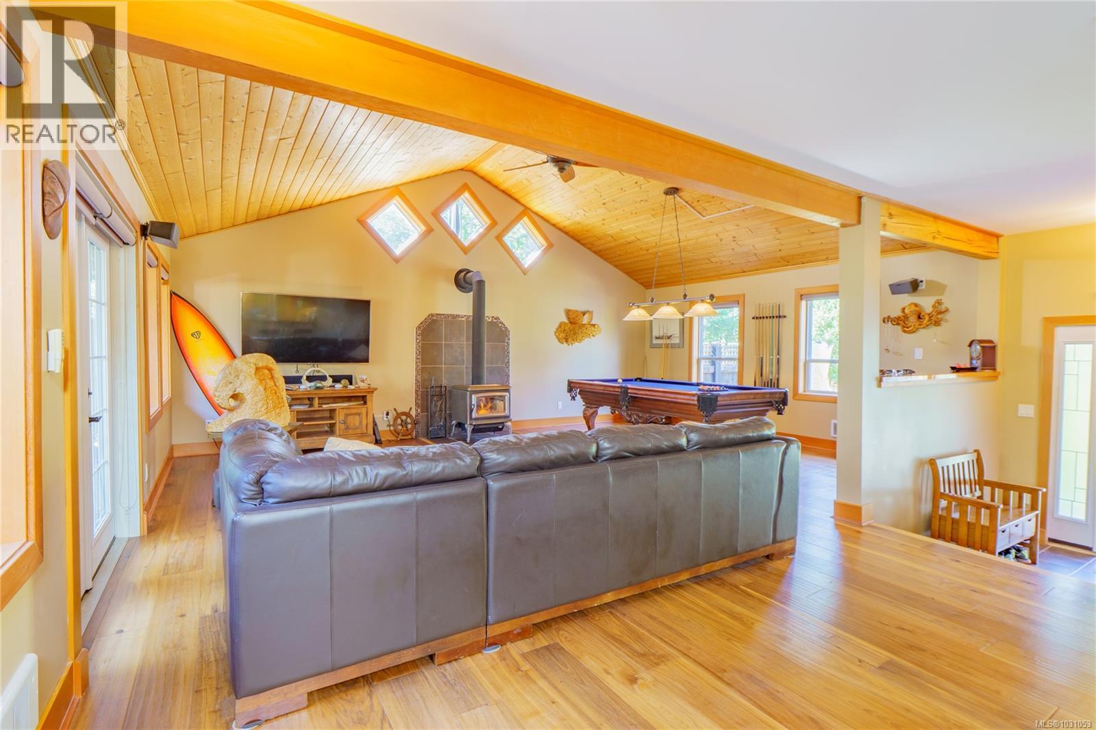 1108 Abraham Dr, Tofino