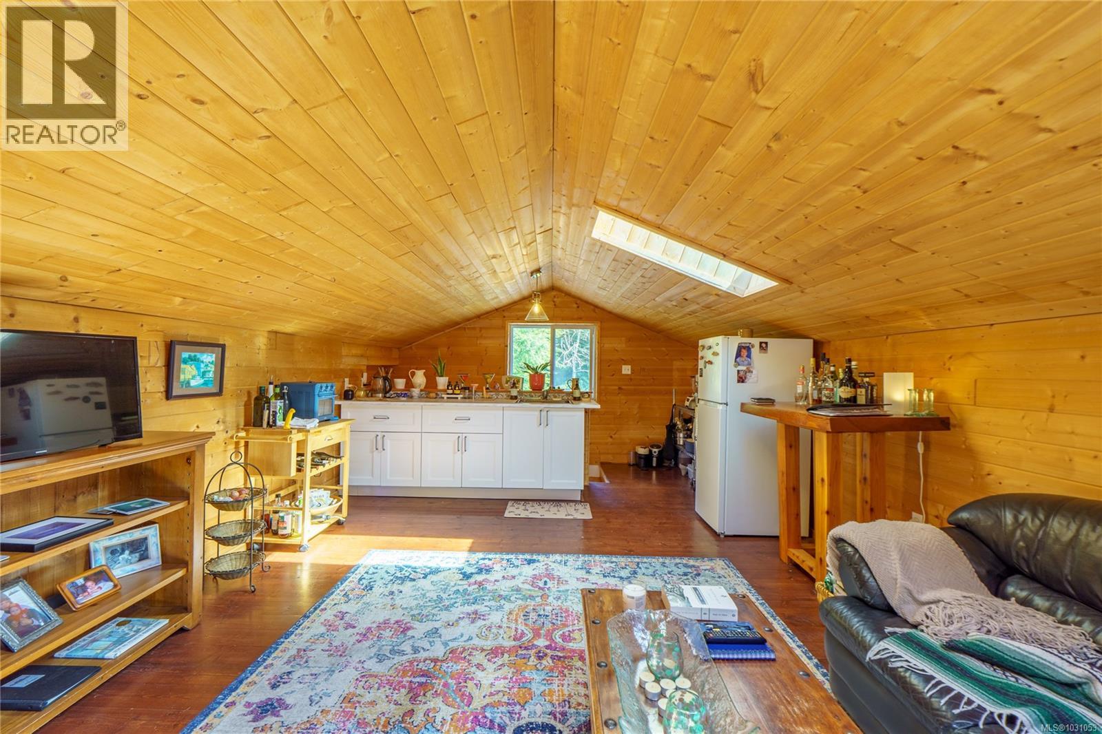 1108 Abraham Dr, Tofino