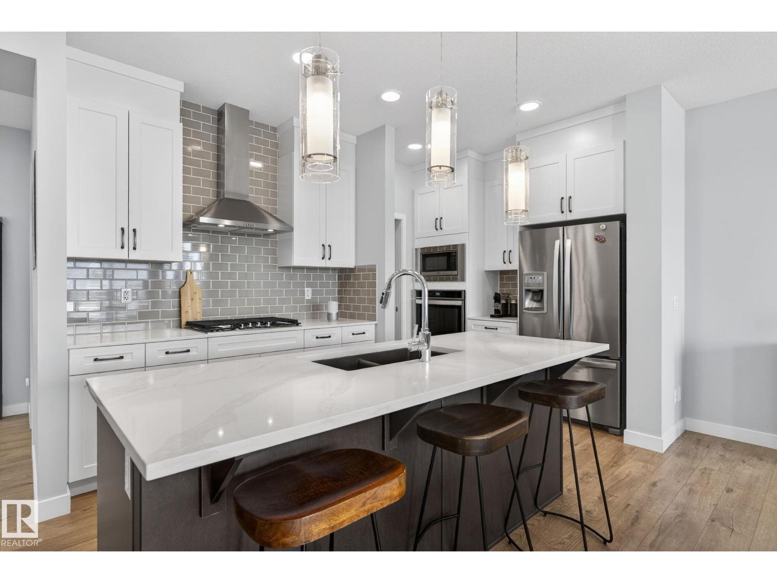 3230 PARKER LOOP SW, Edmonton