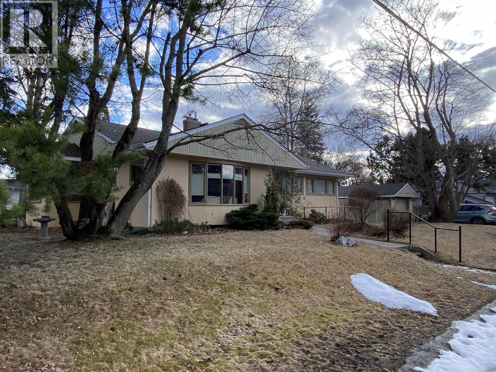 125 15TH AVENUE - 40