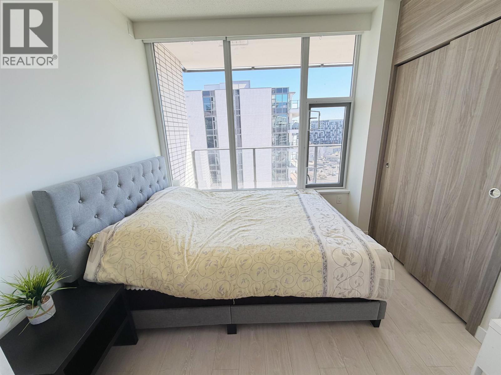 1001 8611 HAZELBRIDGE WAY, Richmond